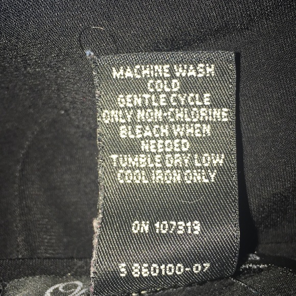 Plus Size V-Neck A-Line Flowey Blouse with Tie Back - Picture 5 of 5